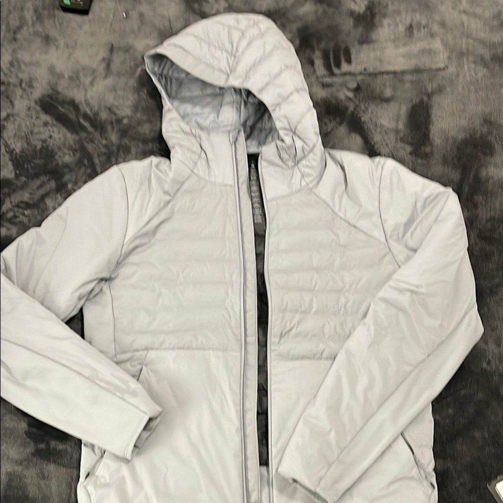 Lululemon Gray Puffer Jacket with Hood and Quilted Design